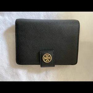 Tory Burch wallet